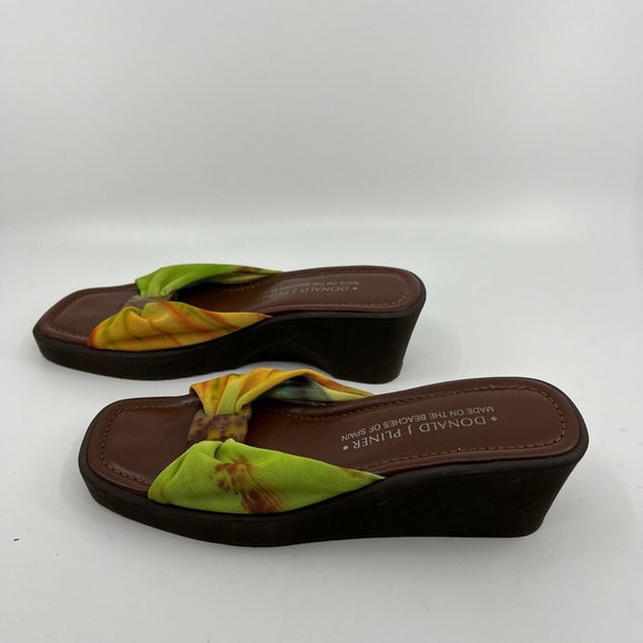 Donald  J Pliner Tie Dye Green Orange  Fabric Mesh Wedge/Slide Sandals 8 M - Picture 5 of 8